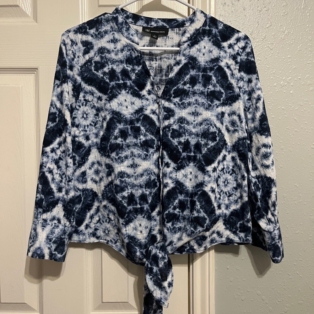 INC International Concepts Navy and White Tie-Dye Button Down Blouse- Size Small